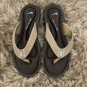 Nike Shoes - Memory foam Nike flip flops Nike Shoes - Memory foam Nike flip flops